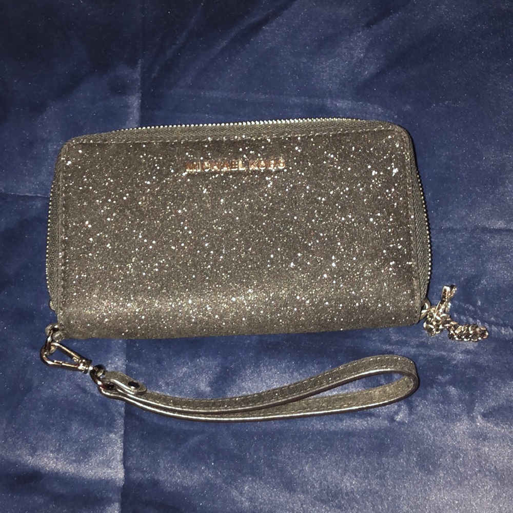 Michael Kors Glitter Wristlet